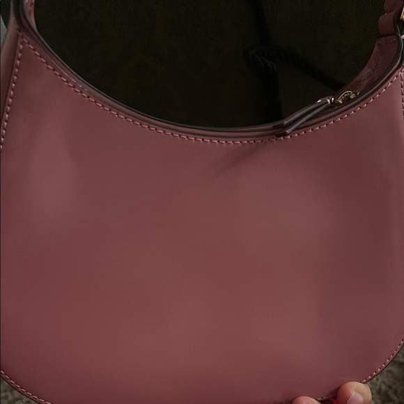 Tory Burch Pink Shoulder Bag Sleek Design - Picture 3 of 4